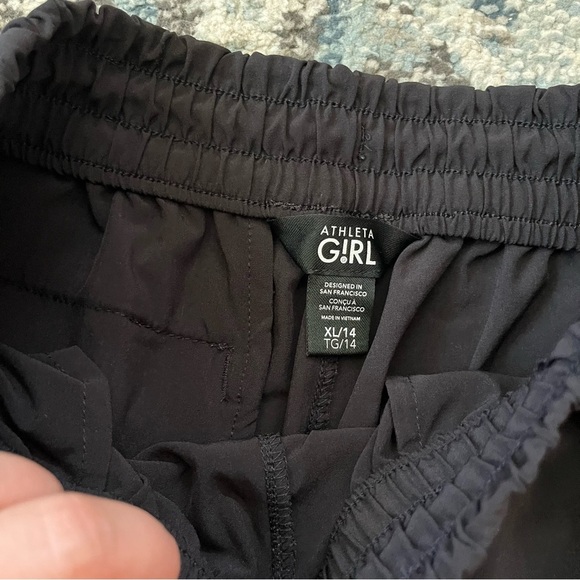 ATHLETA GIRL CRUISER SHORT - Picture 4 of 5